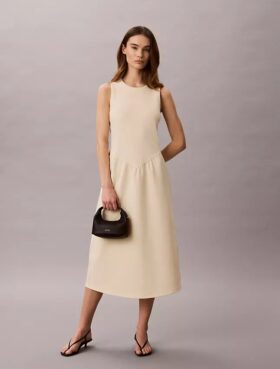 Rochie midi evazată