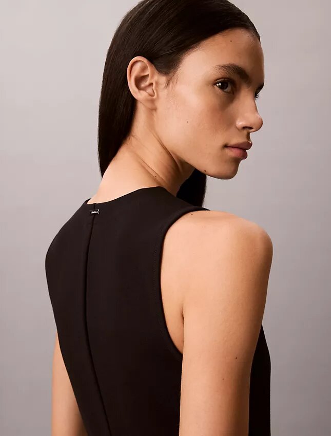 Rochie midi evazată Rochie midi evazată