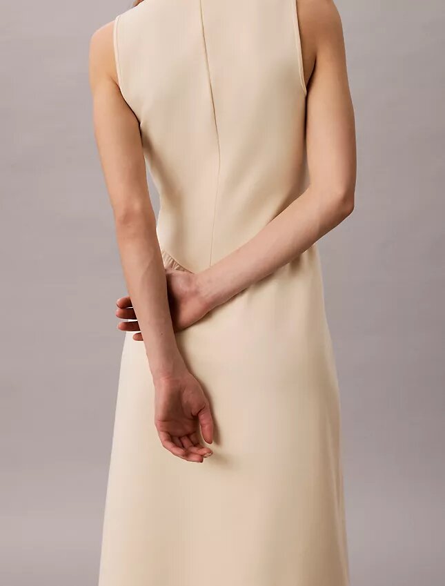 Rochie midi evazată Rochie midi evazată