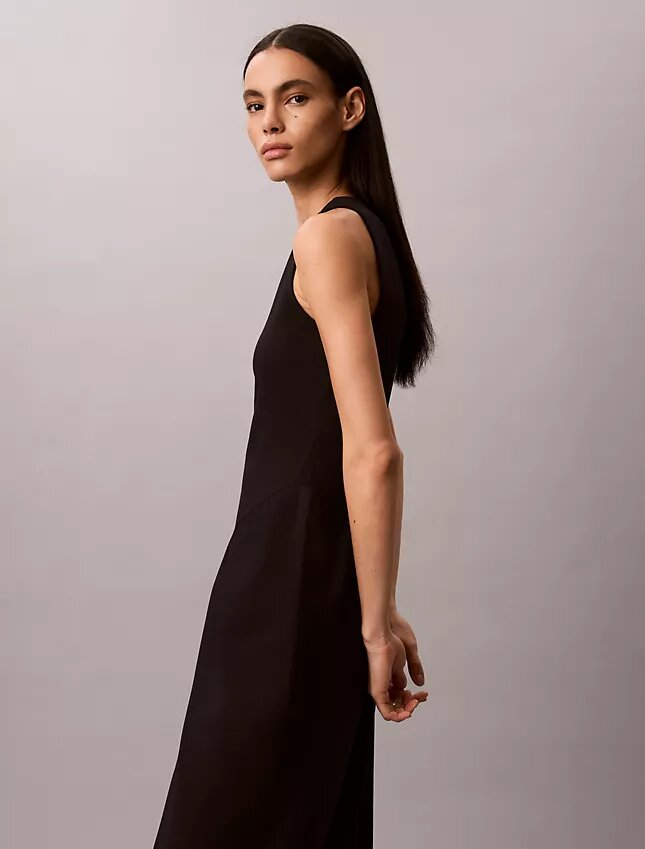 Rochie midi evazată Rochie midi evazată