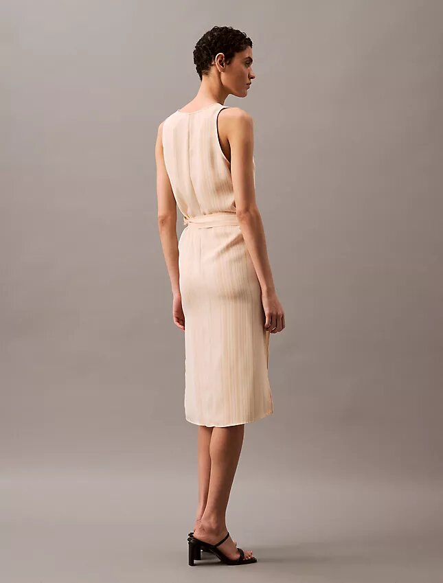 Rochie midi înfășurată cu dungi fluide Rochie midi înfășurată cu dungi fluide