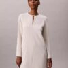 Rochie mini croită din crep Rochie mini croită din crep