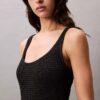 Rochie mini cu cusături de pulover Rochie mini cu cusături de pulover