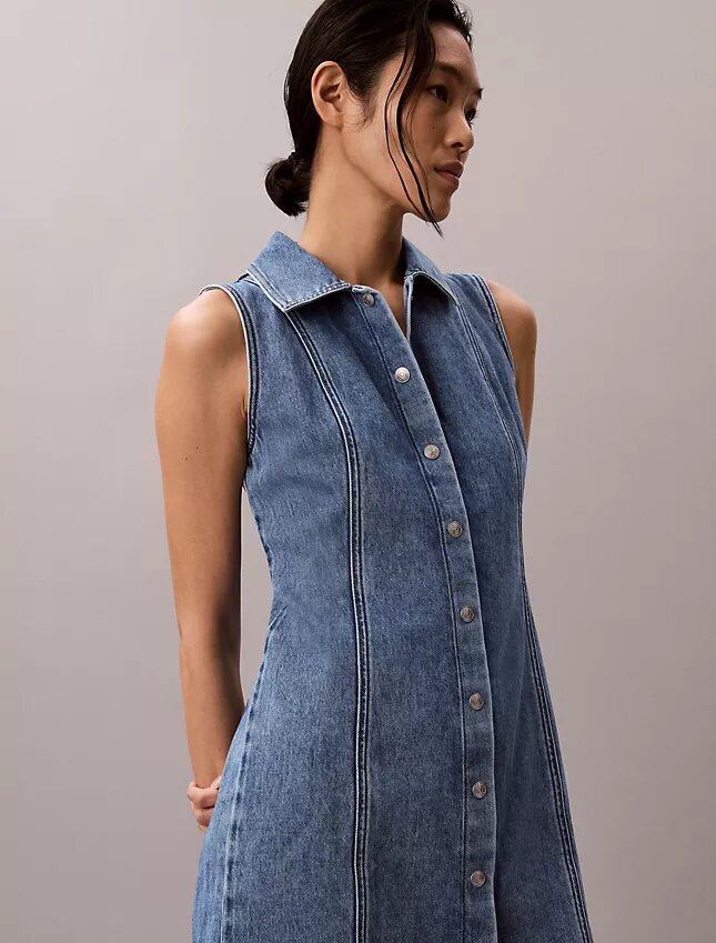 Rochie mini cu cusături din denim Rochie mini cu cusături din denim