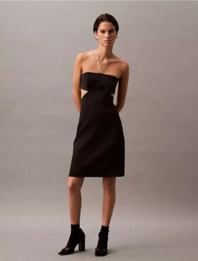 Rochie mini cu decupaje și gât halter