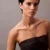Rochie mini cu decupaje și gât halter Rochie mini cu decupaje și gât halter