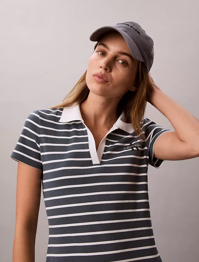 Rochie mini cu dungi și nervuri Monologo Rochie mini cu dungi și nervuri Monologo