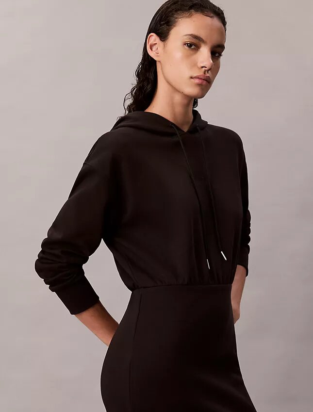 Rochie mini cu glugă Rochie mini cu glugă