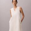Rochie mini cu guler în V din tricot interlock Rochie mini cu guler în V din tricot interlock