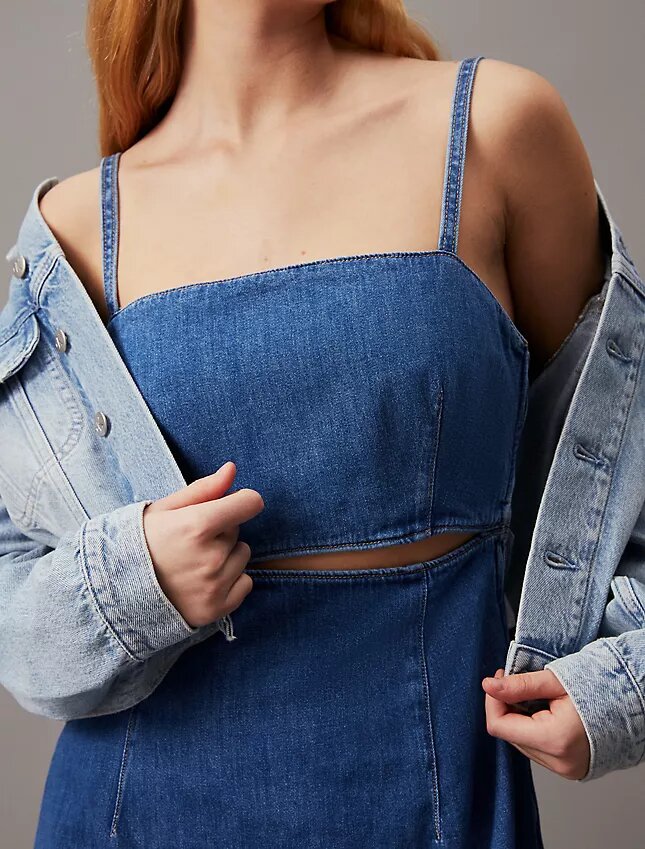 Rochie mini din denim cu decupaje Rochie mini din denim cu decupaje