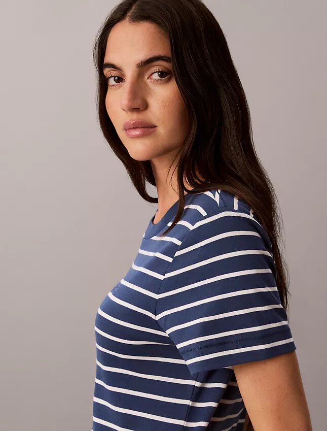 Rochie mini tip tricou cu Monogram Rochie mini tip tricou cu Monogram