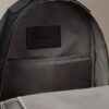 Rucsac cu monogramă în relief Rucsac cu monogramă în relief