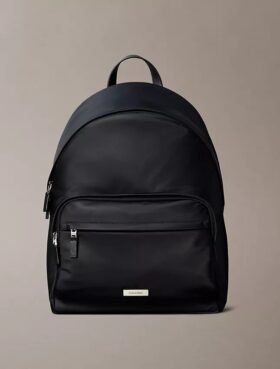 Rucsac din nailon mat