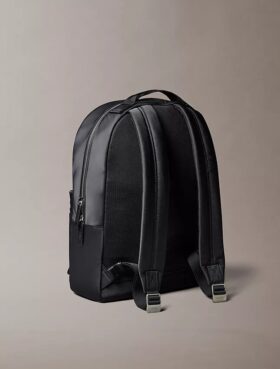 Rucsac rotund structurat