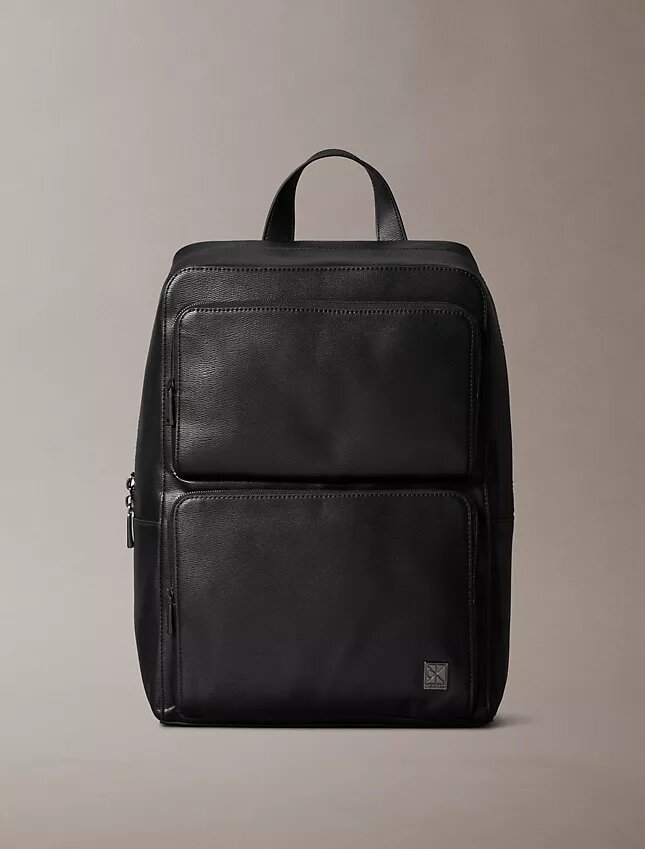 Rucsac subțire cu logo emblematic Rucsac subțire cu logo emblematic