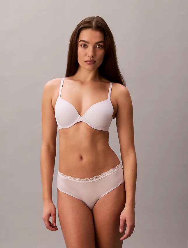 Set de 3 chiloți hipster din microfibră elastică cu dantelă Set de 3 chiloți hipster din microfibră elastică cu dantelă