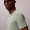 Set de 3 tricouri slim fit cu guler în V din amestec de Cotton Stretch