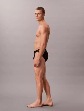 Slip sport din dantelă din microfibră
