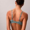 Sutien Attraction cu căptușeală ușoară și acoperire perfectă Sutien Attraction cu căptușeală ușoară și acoperire perfectă