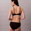 Sutien Attraction cu căptușeală ușoară și acoperire perfectă Sutien Attraction cu căptușeală ușoară și acoperire perfectă