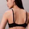 Sutien Attraction cu căptușeală ușoară și acoperire perfectă Sutien Attraction cu căptușeală ușoară și acoperire perfectă