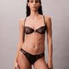 Sutien balconet Unlined, din dantelă geometrică neagră CK Black