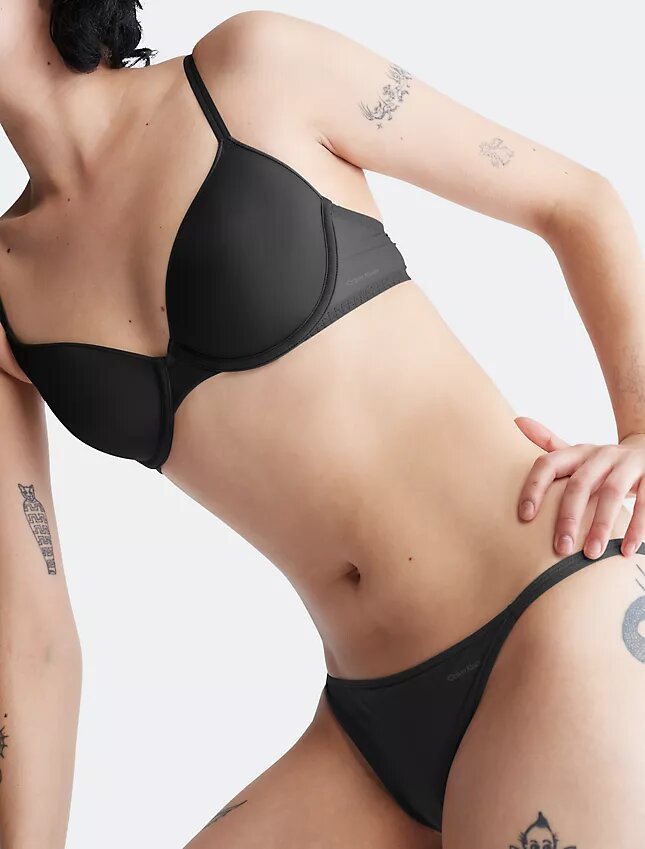 Sutien demi din Sheer Marquisette, ușor căptușit Sutien demi din Sheer Marquisette, ușor căptușit