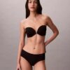 Sutien Perfectly Fit fără bretele cu potrivire perfectă