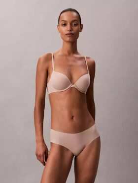 Sutien Push-Up cu decolteu adânc, care se potrivește perfect