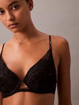 Sutien Push-Up cu decolteu adânc din dantelă florală neagră CK Black
