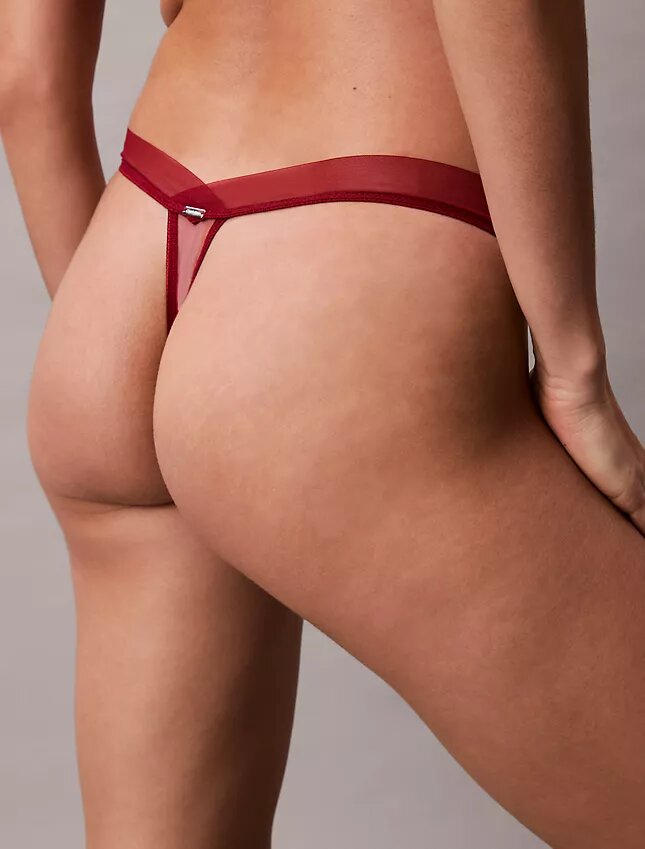 Thong din dantelă florală neagră CK Black Thong din dantelă florală neagră CK Black