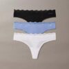 Thong din microfibră elastică cu dantelă, pachet de 3 Thong din microfibră elastică cu dantelă, pachet de 3