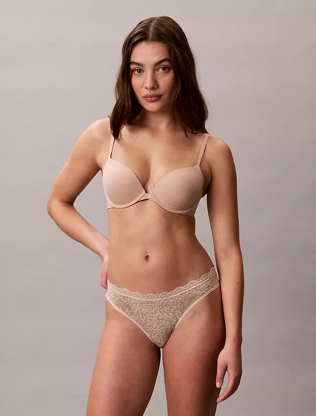 Thong din microfibră elastică cu dantelă, pachet de 3 Thong din microfibră elastică cu dantelă, pachet de 3