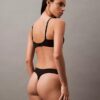 Thong flexibilă lipită