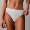 Thong flexibilă lipită Thong flexibilă lipită