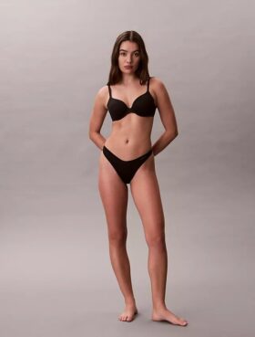 Thong micro ideală