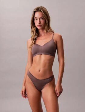 Thong micro ideală