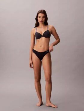 Thong micro ideală