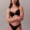 Thong micro ideală