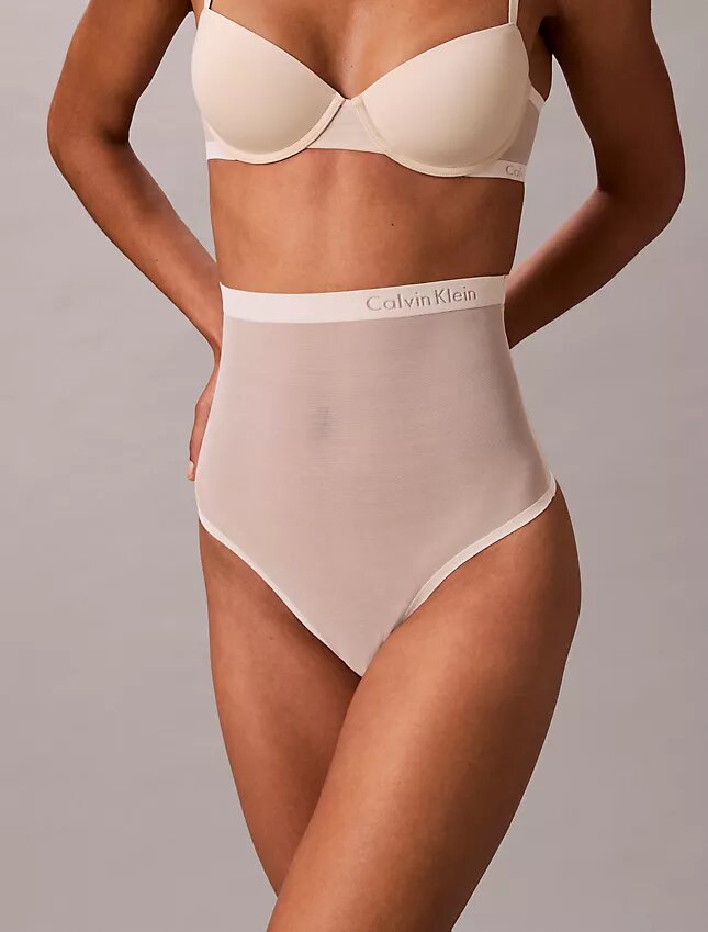Thong minimalistă din plasă cu talie înaltă Thong minimalistă din plasă cu talie înaltă