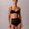Thong minimalistă din plasă cu talie înaltă Thong minimalistă din plasă cu talie înaltă