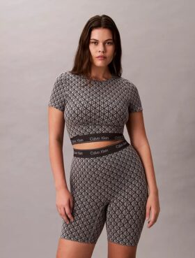 Top modelatoare de lenjerie modelatoare cu mâneci scurte