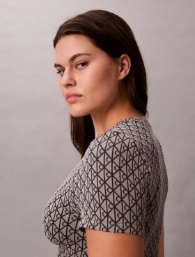 Top modelatoare de lenjerie modelatoare cu mâneci scurte