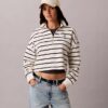 Top scurt din material frotir cu monogramă în dungi Top scurt din material frotir cu monogramă în dungi
