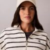 Top scurt din material frotir cu monogramă în dungi Top scurt din material frotir cu monogramă în dungi