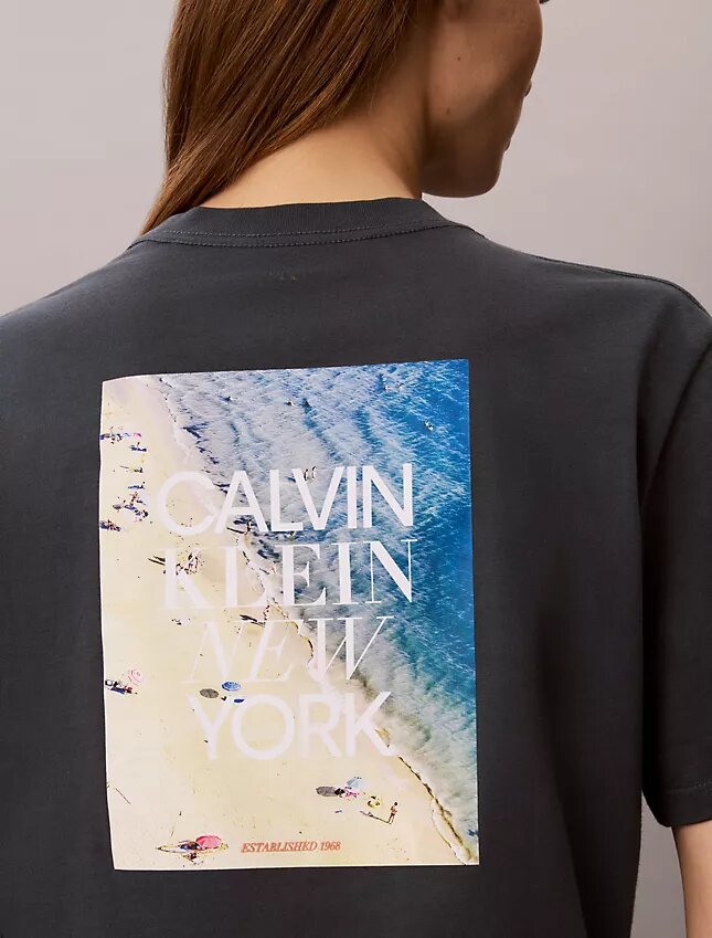 Tricou CK One cu imprimeu fotografic și croială drept Tricou CK One cu imprimeu fotografic și croială drept
