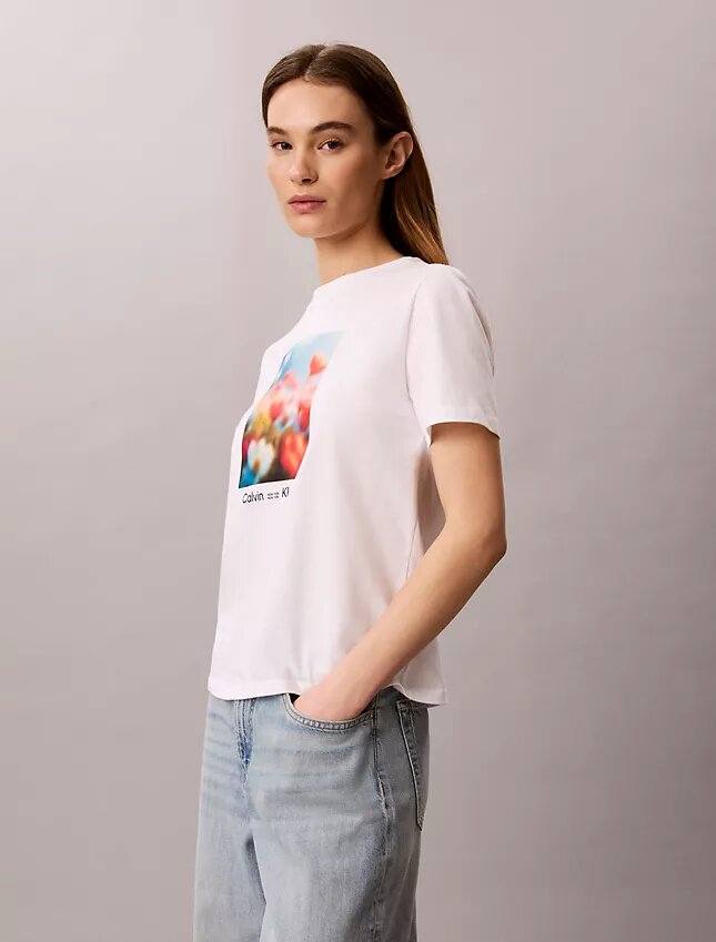 Tricou clasic cu imprimeu floral Tricou clasic cu imprimeu floral