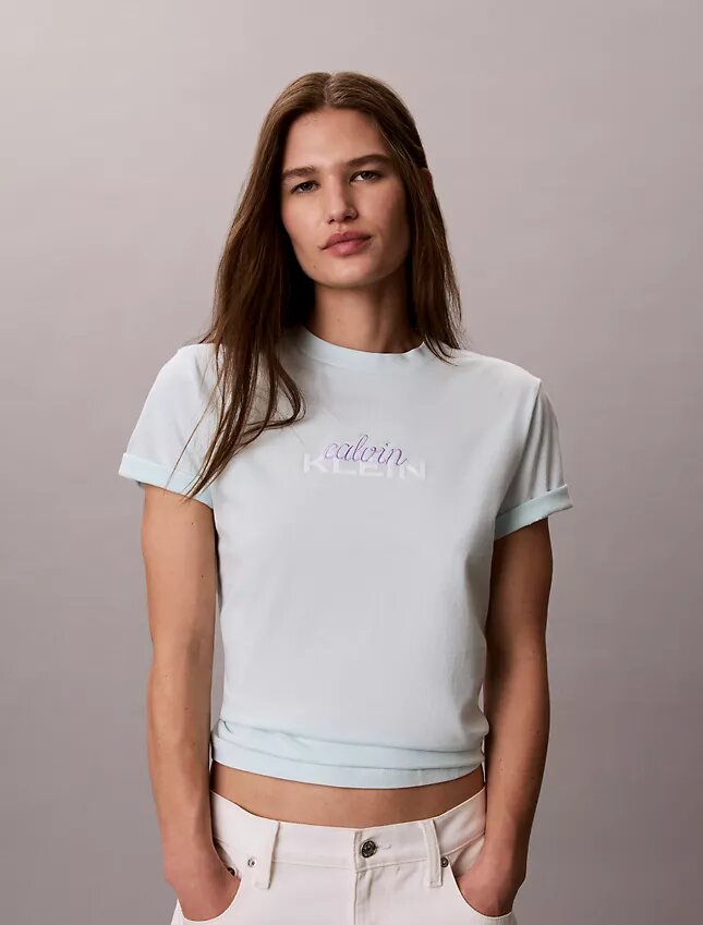 Tricou clasic cu imprimeu grafic cu logo suprapus Tricou clasic cu imprimeu grafic cu logo suprapus