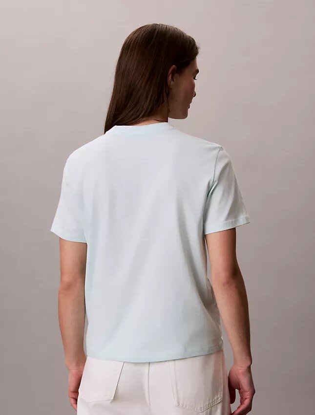 Tricou clasic cu imprimeu grafic cu logo suprapus Tricou clasic cu imprimeu grafic cu logo suprapus