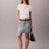 Tricou clasic cu logo grafic îndrăzneț Tricou clasic cu logo grafic îndrăzneț